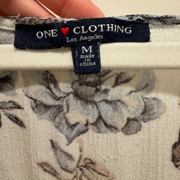 One Clothing White Floral Romper - Picture 8 of 8